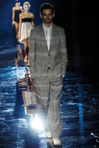 Look 48